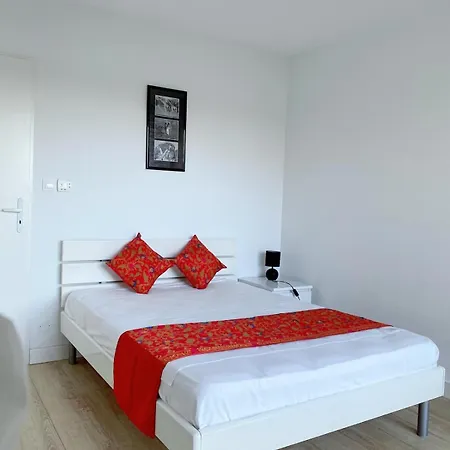 Konukevi Riverside 3*